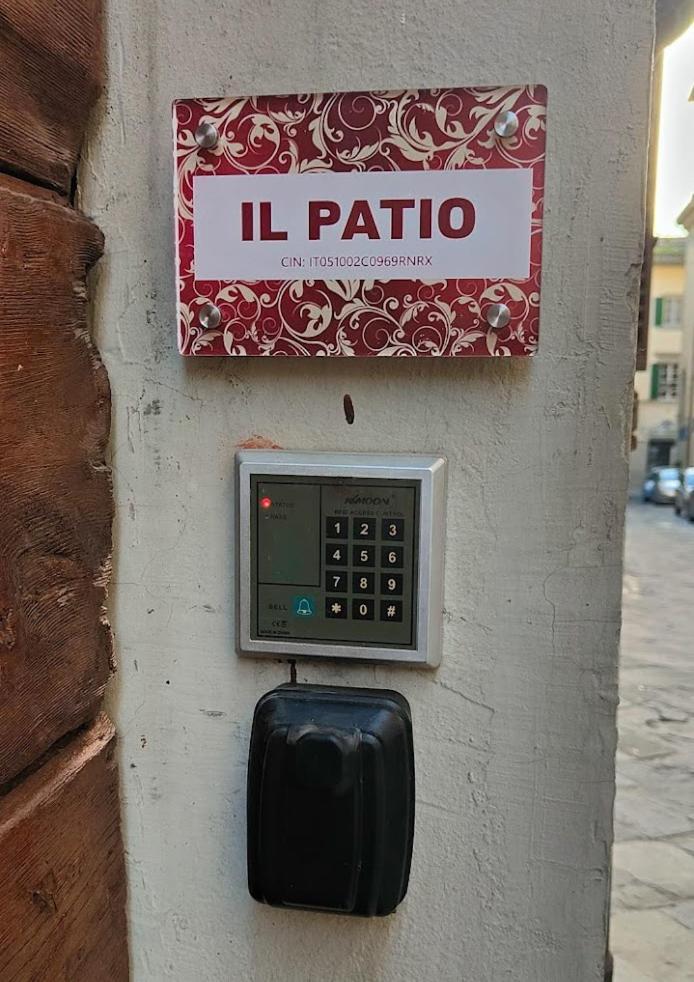 Il Patio Apartment Arezzo Exterior photo